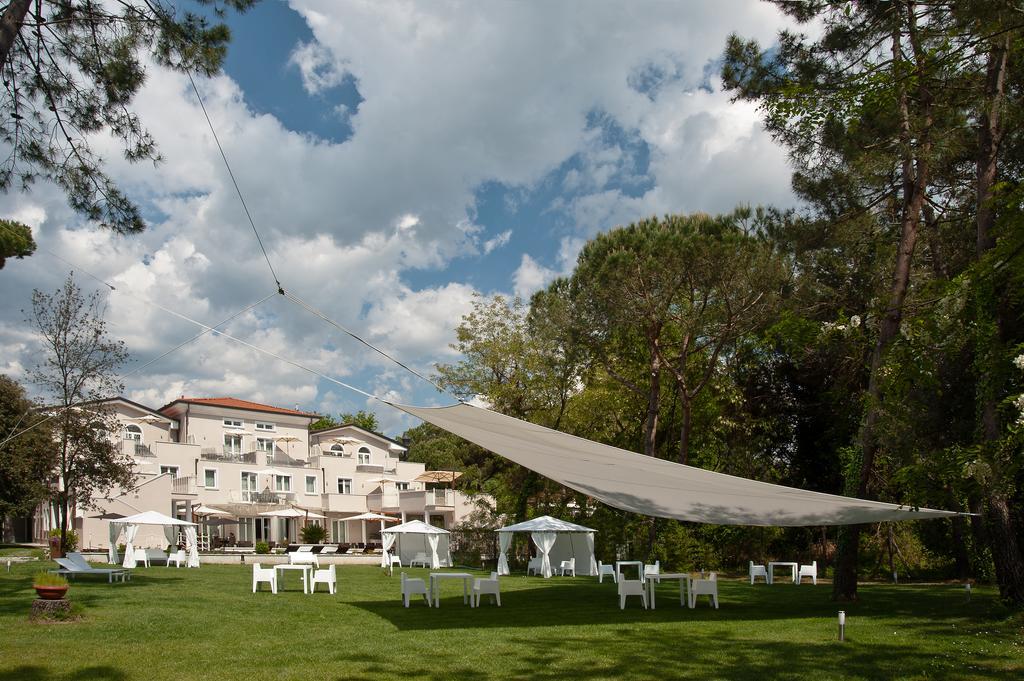 Hotel Stella Della Versilia Marina di Massa Exterior photo